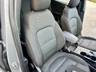 Ford Kuga 2.5 PHEV Plug-In Hybrid Aut 152pk ST-Line - pano - virtual - front + line + side + park assist - keyless picture 51