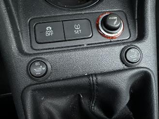 Volkswagen Up! gereserveerd 1.0 60pk High Up! Bluem. 5drs - nap - pano  - leer - stoelverw - airco - cruise - pdc - privacy glass picture 38