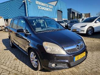 škoda osobní automobily Opel Zafira ZAFIRA 7 zitplaatsen 1.6  105 pk 2008/1