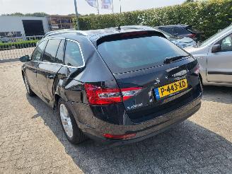 Skoda Superb Superb Combi 1.5 TSI ACT Business Edition Plus rijdbaar  NWE APK picture 19