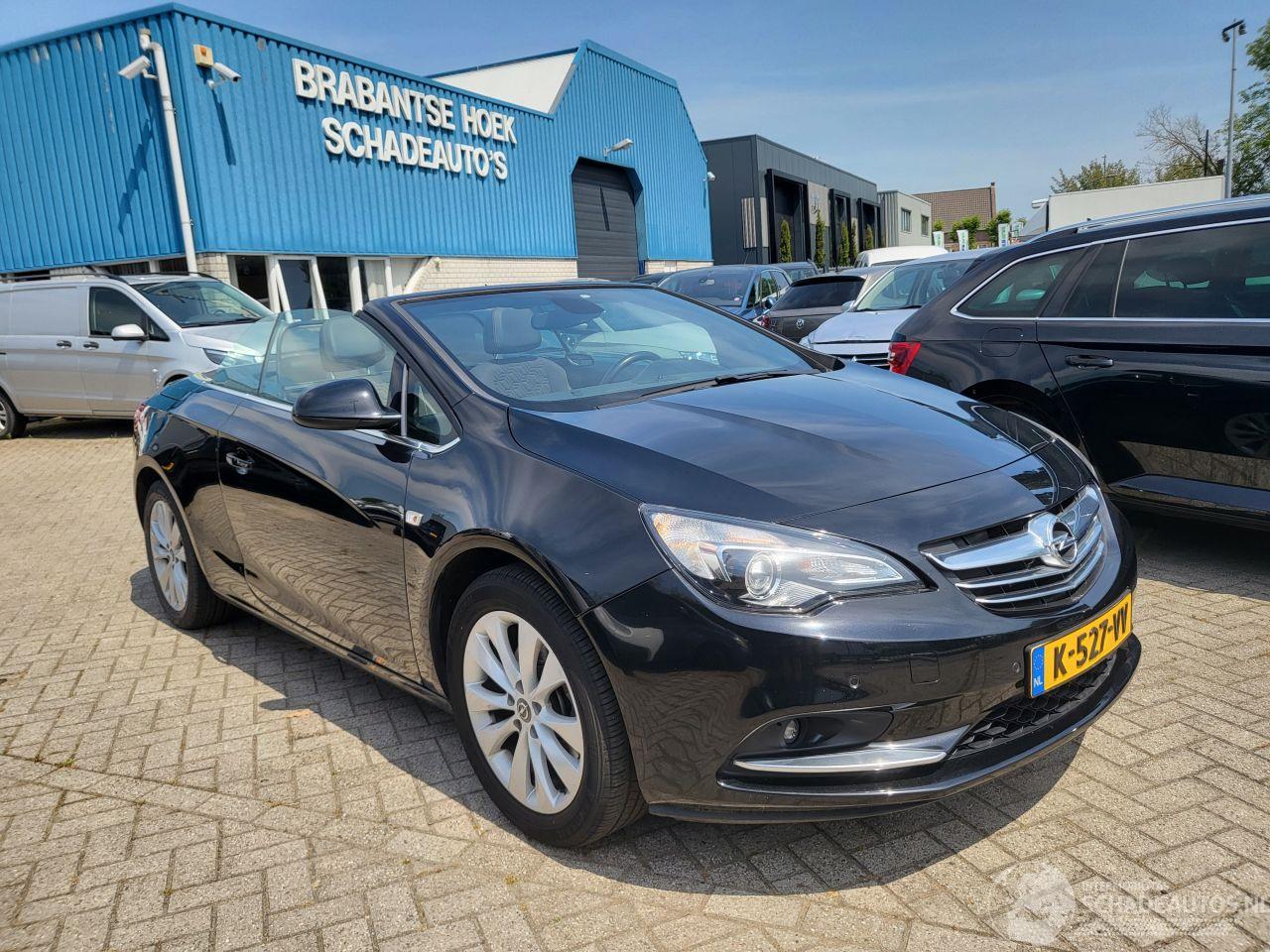Opel Cascada CABRIO AUTOM  1.6 Turbo Innovation  LAKSCHADE