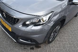 Peugeot 2008 1.2 Puretech GT-Line 110Pk *Navi/Clima/Camera picture 18