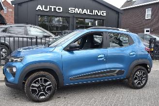 krockskadad bil auto Dacia Spring 27Kwh Comfort 45Pk *Airco 2023/2