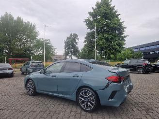 BMW 2-serie 220i GRAN COUPE picture 3