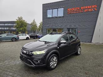 krockskadad bil auto Dacia Sandero 0.9 TCe STEPWAY / NAVI / CAMERA 2023/3