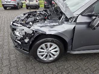 Skoda Kamiq AUTOMAAT / PANO / NAVI / CAMERA / STOELVERW picture 8