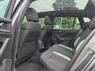 Skoda Kamiq AUTOMAAT / PANO / NAVI / CAMERA / STOELVERW picture 16