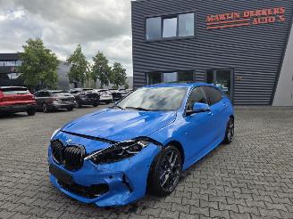 Schadeauto BMW 1-serie 118i  M-SPORTPAKKET / PANO / SPORTSTOELEN 2021/4