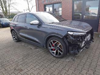 škoda osobní automobily Audi SQ6 SQ6 e-tron PANORAMADAK 360 KW ACC HUD S.LINE STOELEN B & O 2024/11