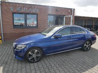 Damaged car Mercedes C-klasse C 200 D AVANTGARDE PANORAMADAK LED 2018/10