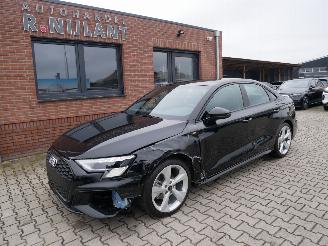krockskadad bil auto Audi A3 SPORT XENON 2017/2