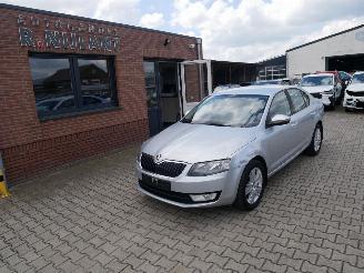 Avarii autoturisme Skoda Octavia  2014/12