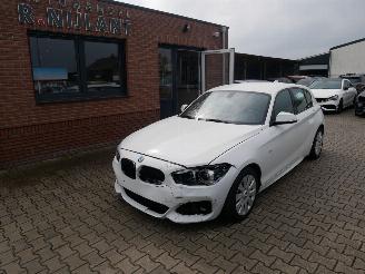 Schadeauto BMW 1-serie 118i EDITION M-SPORT SHADOW LEER LED 2018/9