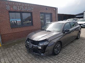 krockskadad bil auto Peugeot 308 ACTIVE PACK 2023/6