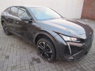 damaged passenger cars Peugeot 408 Puretech130 Aut. VirtualCockpit Leer Navi Keyless-Go...... 2023/1
