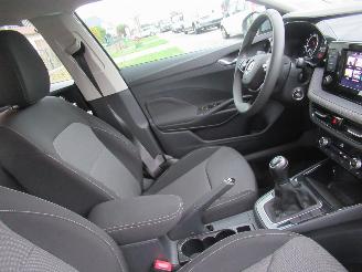 Skoda Fabia 1.0B Ambition 33.800km!!  Start&Stop Climatronic StoelVerwarming Keyless-Go  CruiseControl  Parktronic.... picture 16