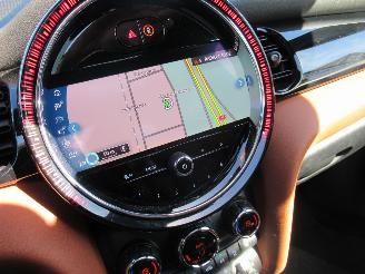 Mini Cooper 1.5 Aut.Climatronic Leer Navi Camera Panorama/Schuifdak Stoel-Verwarming... picture 17