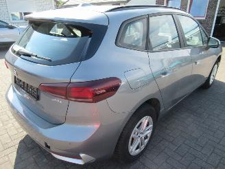 Unfallwagen BMW 2-serie 218i Aut  Active Tourer Climat Leer Navi Camera..... 2022/10