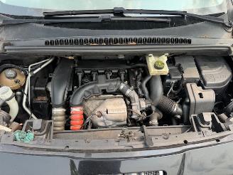 Peugeot 5008 1.6 THP ST 7 pers. picture 15