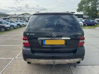 Mercedes Ml-klasse 320 CDI picture 15