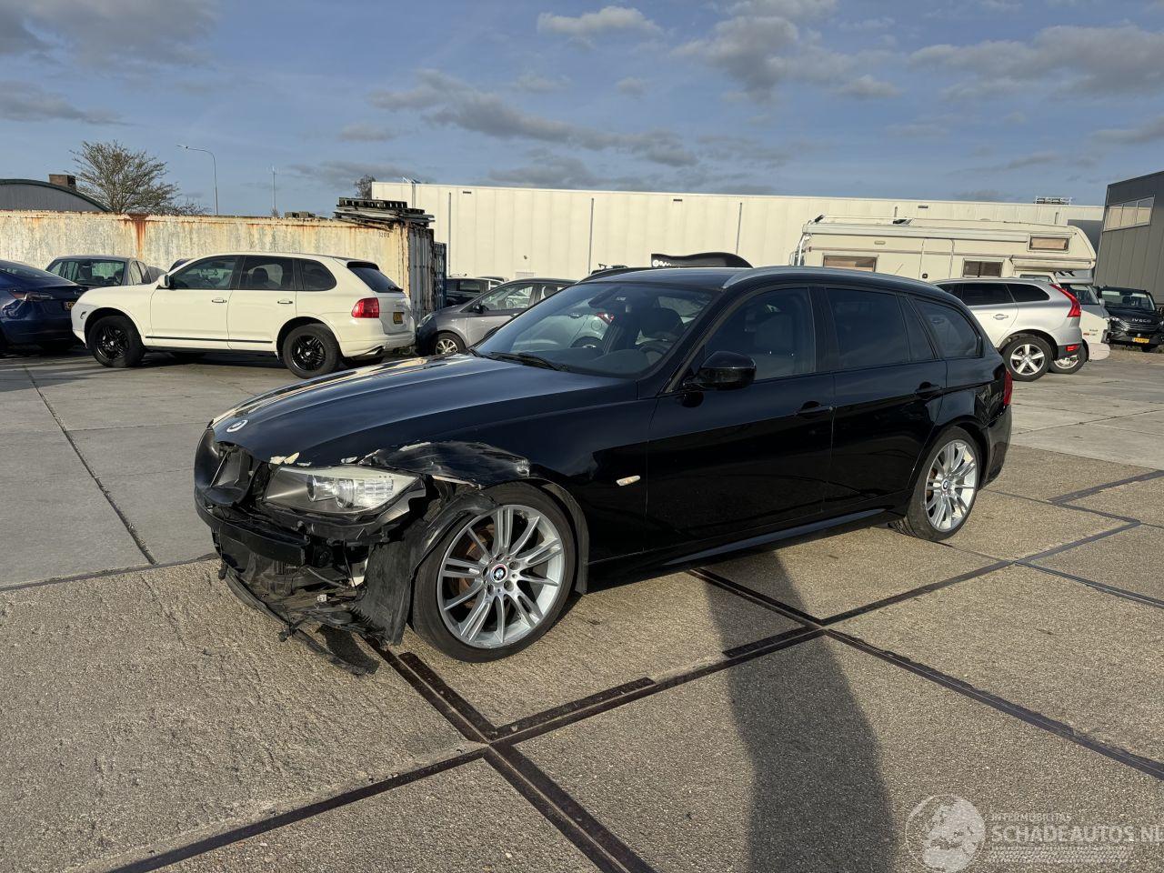 BMW 3-serie 318i TOURING M SPORT