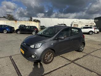 Schadeauto Hyundai I-10 1.0 i-Motion 2015/4