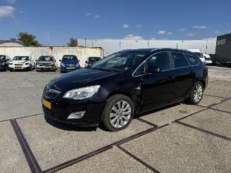 Avarii autoturisme Opel Astra 1.4 T Sportstourer 2011/4