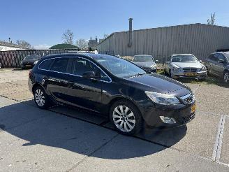 Opel Astra 1.4 T Sportstourer picture 2