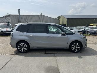 Citroën Grand C4 Picasso 1.2 Pure tech Business picture 22