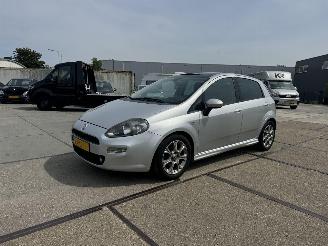 Vaurioauto  passenger cars Fiat Punto Evo 0.9 Twin Air Lounge 2014/6