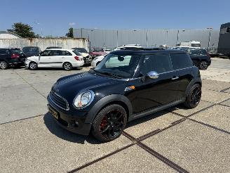 Schadeauto Mini One 1.4 Anniversary MKII 2010/1