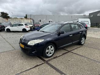 skadebil auto Renault Mégane Grandtour 1.4 Tce Dynamique 2010/9