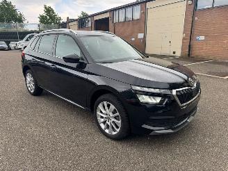 Schadeauto Skoda Kamiq Ambition Pano Automaat Stoelverwarming 2024/6