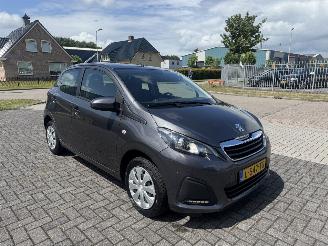 Peugeot 108 1.0 e-Active AIRCO Euro6 picture 4
