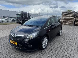 Avarii autoturisme Opel Zafira Tourer 1.7 Cosmo 7Persoons 2013/2