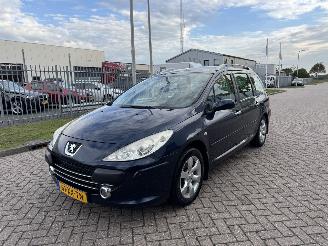 Unfallwagen Peugeot 308 SW 1.6 HDi 80Kw AIRCO 2007/11