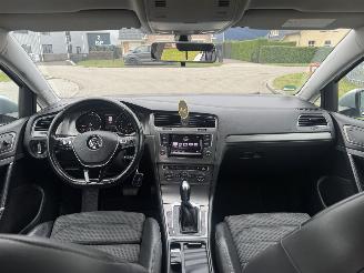 Volkswagen Golf 1.6 TDI DSG Highline picture 12