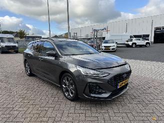 krockskadad bil auto Ford Focus 1.0 EcoBoost Hybrid ST Line 2024/6