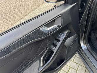 Ford Focus 1.0 EcoBoost Hybrid ST Line picture 14