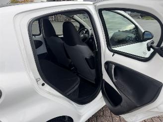 Toyota Aygo 1.0 VVT-i  50Kw AIRCO picture 15