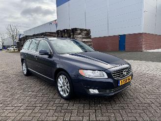 Volvo V-70 2.0 D4 Nordic+ picture 4
