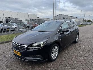 skadebil auto Opel Astra Sports Tourer 1.0 77kw Navi - Clima 2017/8