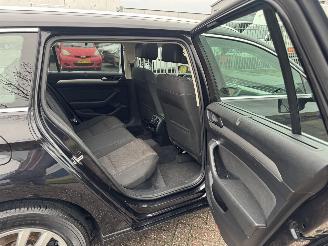 Volkswagen Passat 1.6 TDI Clima - Navi picture 20