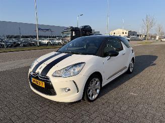 uszkodzony samochody osobowe Citroën DS3 1.6 e-HDI So Chic NAVI 2012/6