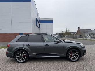 skadebil auto Audi Q7 55 TFSI e Quattro 2021/5