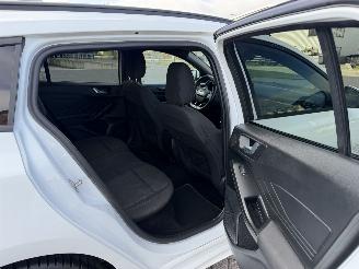 Ford Focus 1.0 EcoBoost Hybrid ST Line picture 19