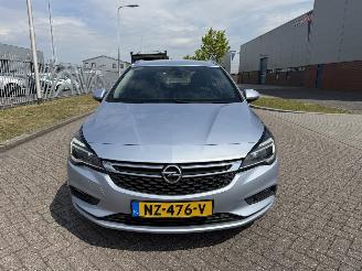 Opel Astra 1.6 CDTi  Clima - Navi - Euro6 picture 8