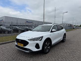 krockskadad bil auto Ford Focus 1.0 Ecoboost Hybrid ACTIVE X 2022/8