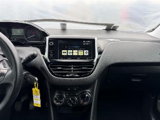 Peugeot 208 1.6 HDI 74Kw Navi - Airco picture 21