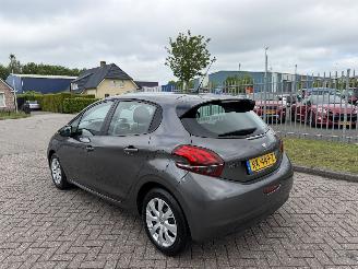 Peugeot 208 1.6 HDI 74Kw Navi - Airco picture 3
